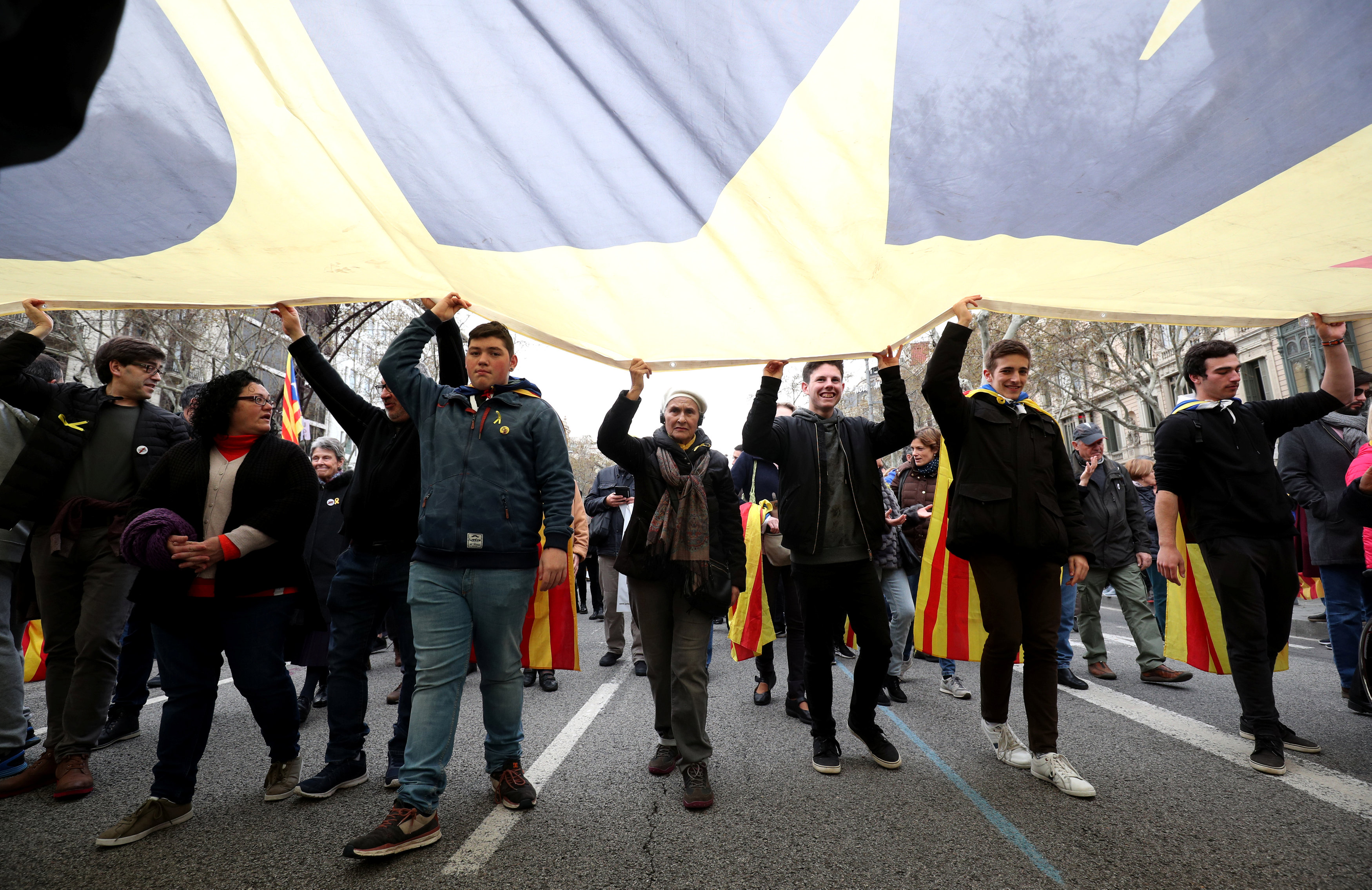Nueve detenidos en Barcelona en las protestas por detención de Puigdemont