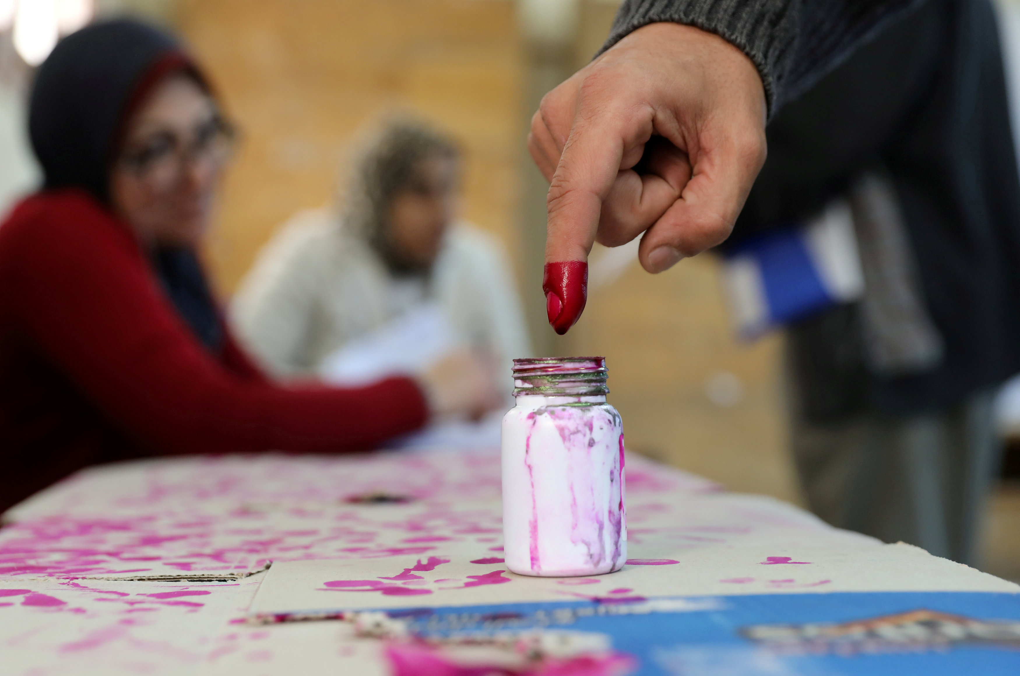 Los centros electorales abren por segundo día en las presidenciales de Egipto