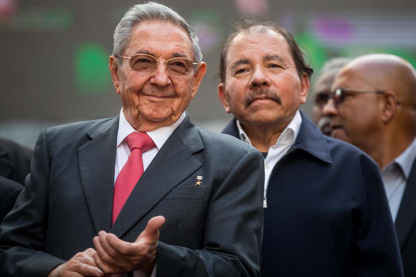¿Honesto? El descarado mensaje de feliz cumpleaños de Daniel Ortega a Raúl Castro