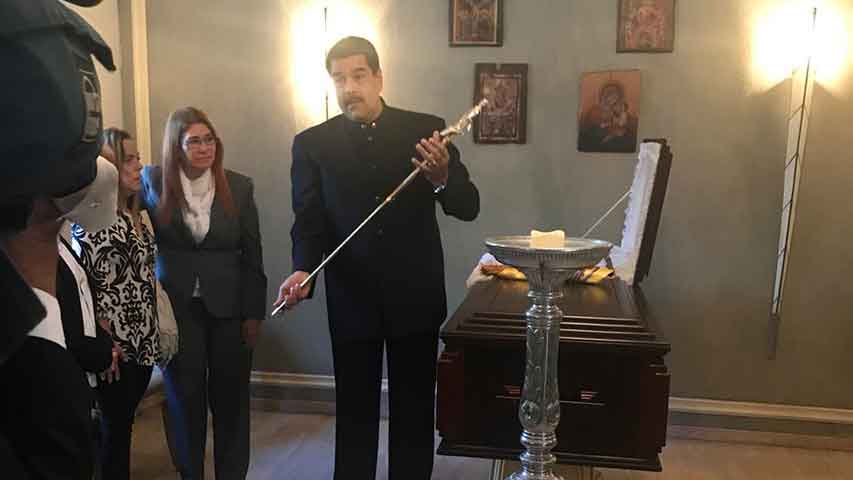 Maduro rinde tributo al maestro José Antonio Abreu