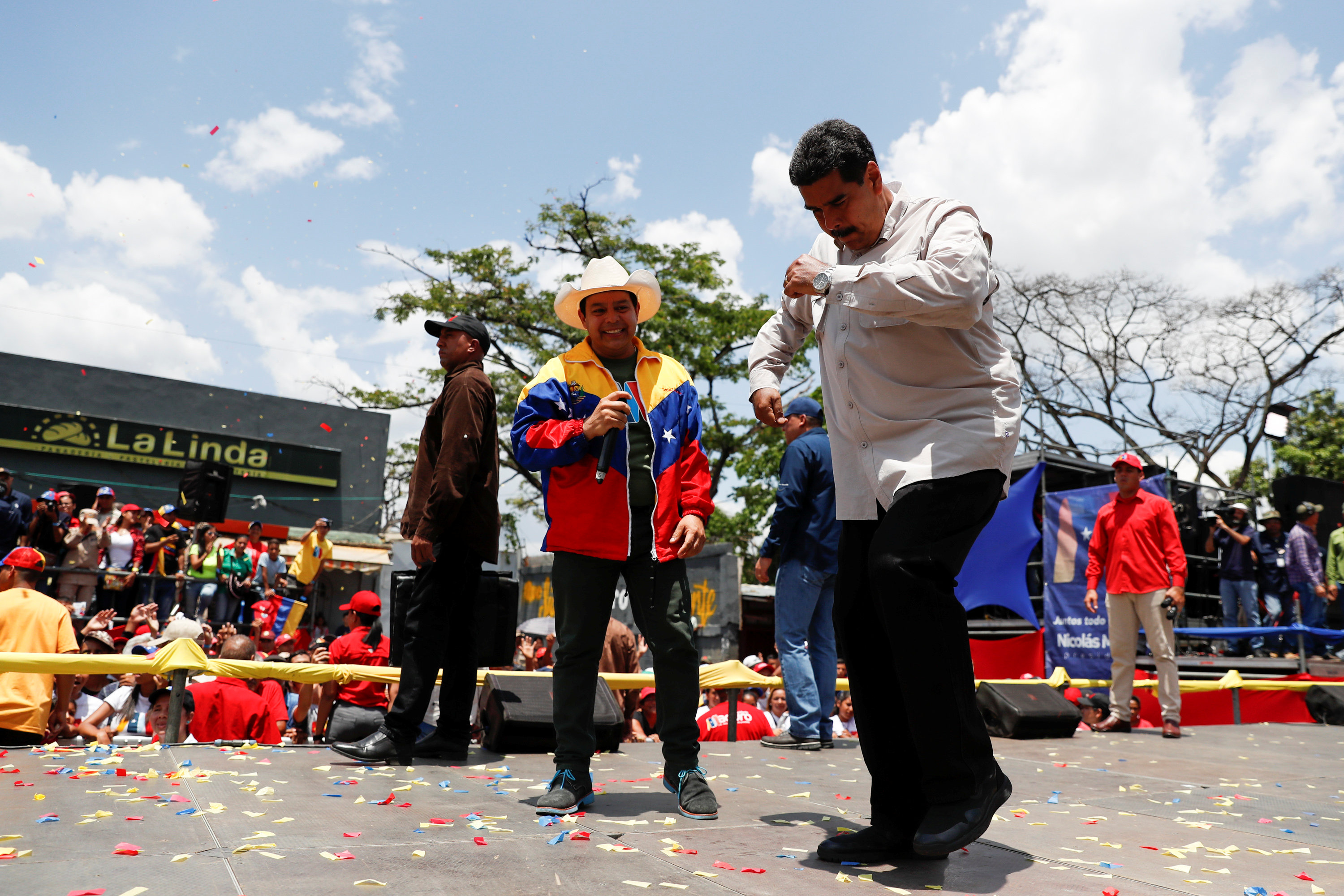 Gran parte de Venezuela sin luz ni agua, y Maduro amanece cantando #19Mar