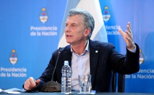 Macri asegura que vetó ley antitarifazos para no terminar como Venezuela