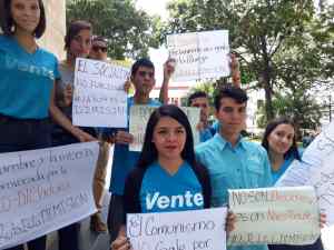 Vente Joven: La vía electoral está cerrada, a Maduro lo sacamos por la fuerza