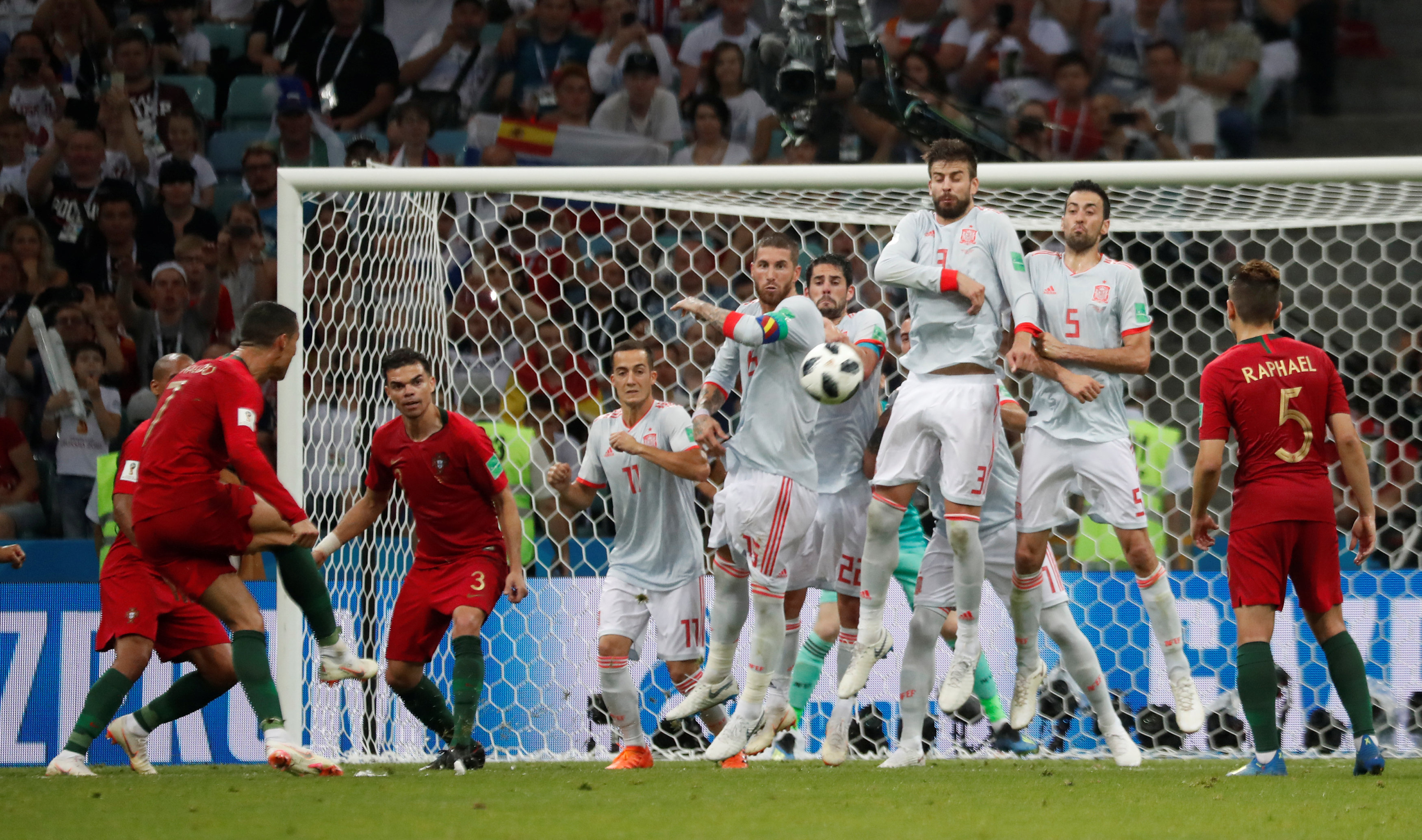 En FOTOS: El vibrante España – Portugal, con sabor a final, de #Rusia2018