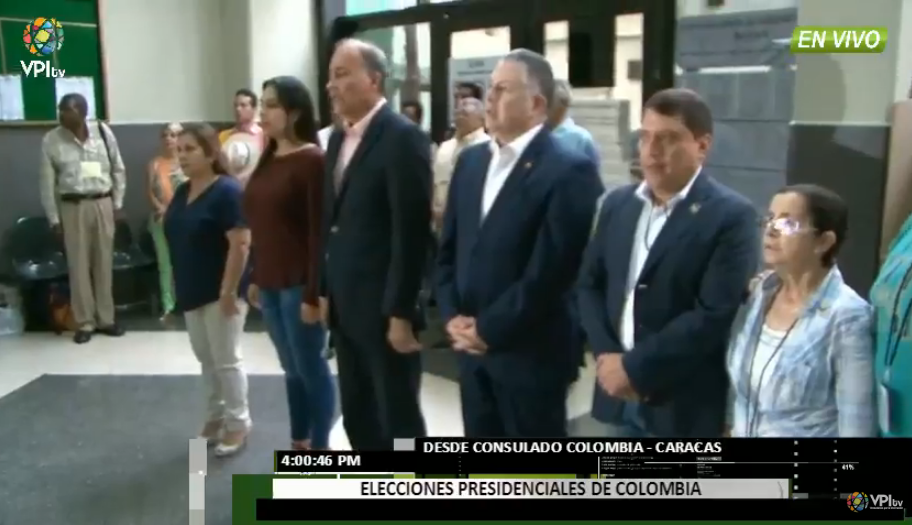 ¡Puntual! Cierran las mesas de votaciones en el Consulado de Colombia en Caracas (video)