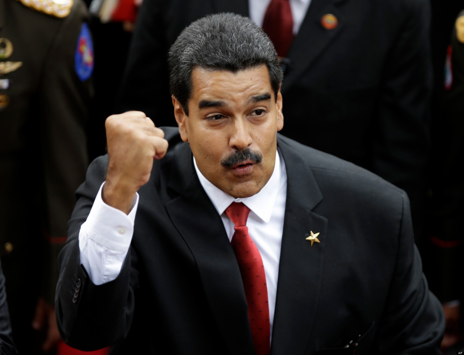 ¡Absurdo! Maduro pide transformar el sistema de salud en medio de la crisis hospitalaria