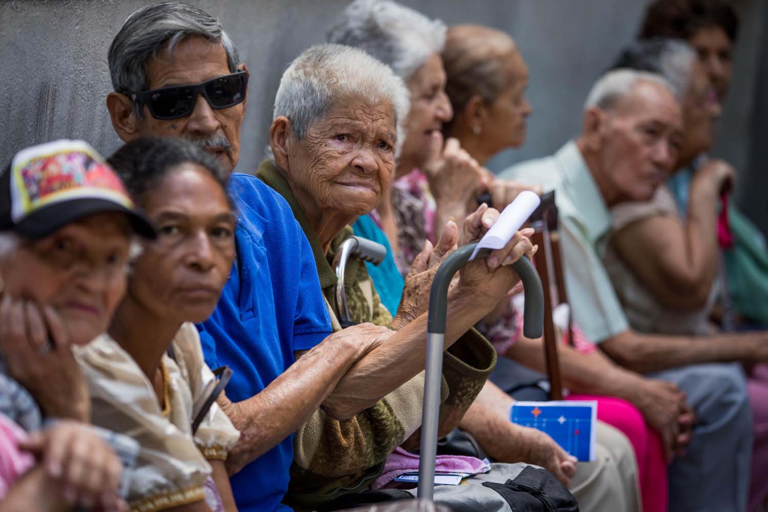 El drama y la humillación que enfrentan los pensionados venezolanos