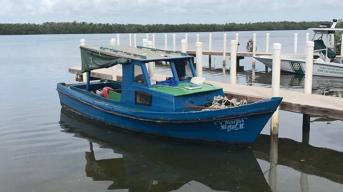 Seis balseros cubanos llegan a los cayos de Florida, algo poco común desde el fin de pies secos-pies mojados