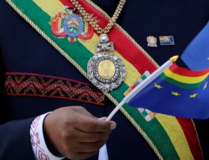 Destituyen al jefe de la Casa Militar de Bolivia por el robo de joya nacional