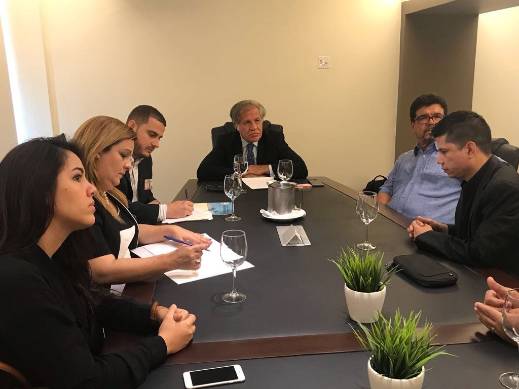 Almagro se reunió con representantes de la diáspora venezolana en República Dominicana