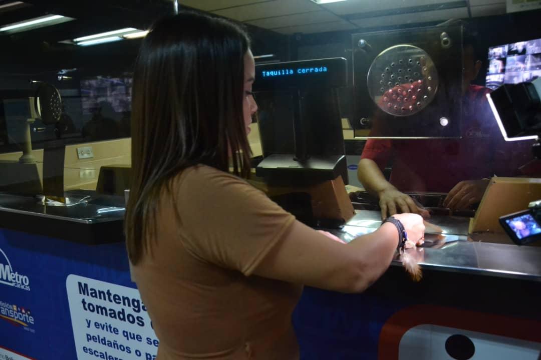 Metro de Caracas descarta el uso del ticket estudiantil