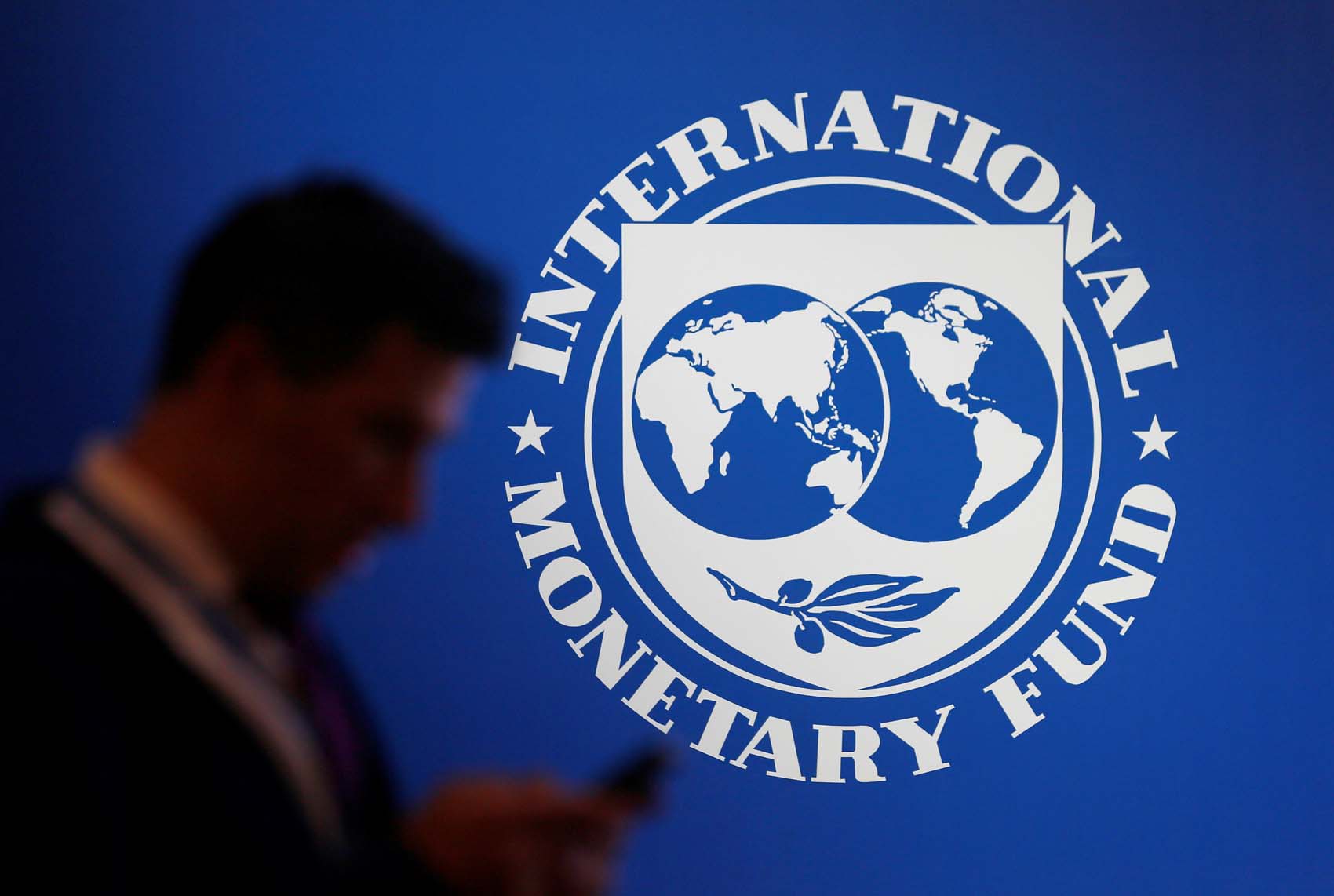 FMI dispuesto a apoyar con paquetes de préstamos a Venezuela si existe una transición política