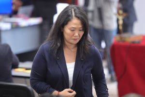 Justicia peruana manda a prisión a dos coacusados con Keiko Fujimori