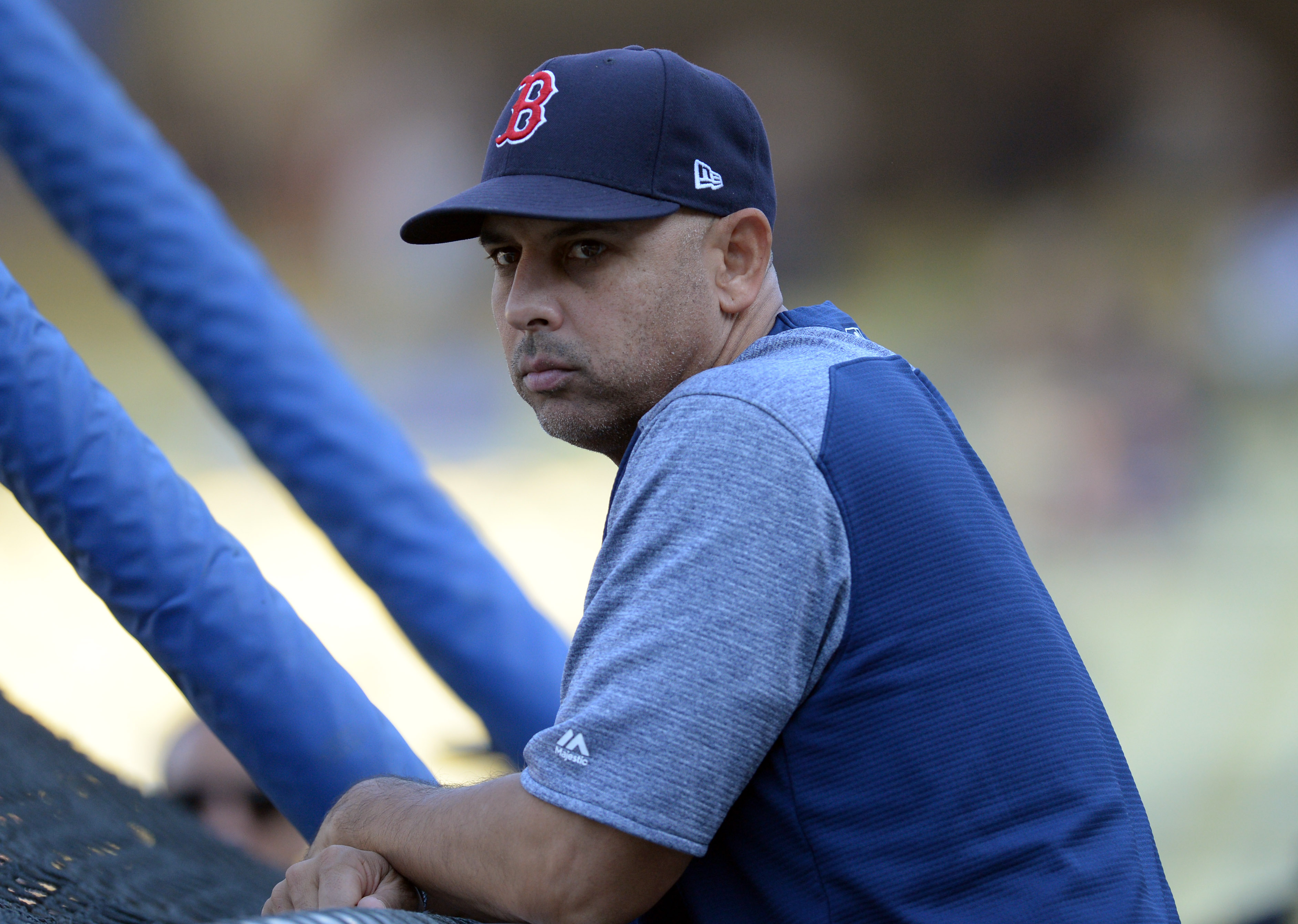 Los Medias Rojas acuerdan extensión de contrato con el mánager Alex Cora hasta 2021