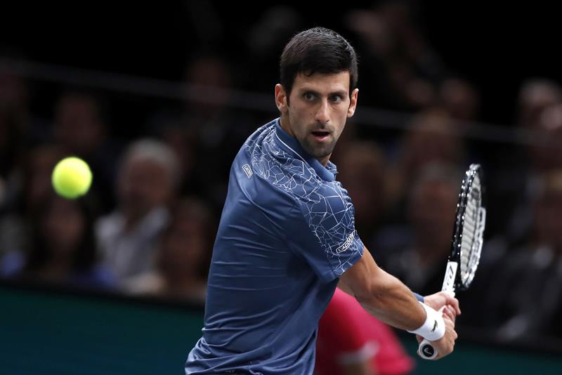 Djokovic recibe el premio como número uno de final de año