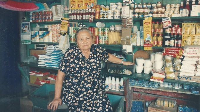 konzapata: Esta bodega de 1997 tenía todo lo que necesitaba una familia para vivir