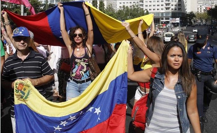 AlNavío: Los requisitos que tienen que cumplir los venezolanos sefardíes para obtener el pasaporte español
