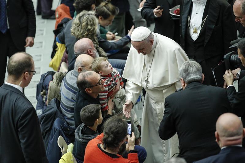 El Papa ruega a países que no abolieron pena de muerte que adopten moratorias