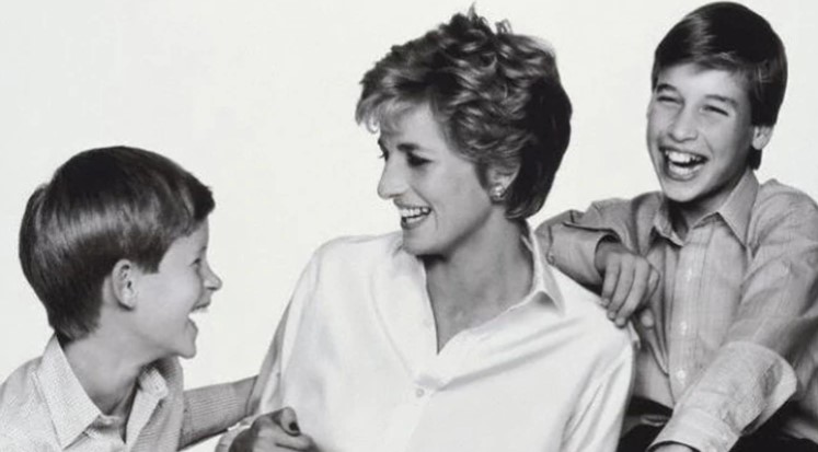 ¿La princesa Diana predijo que Harry se alejaría de la familia real?