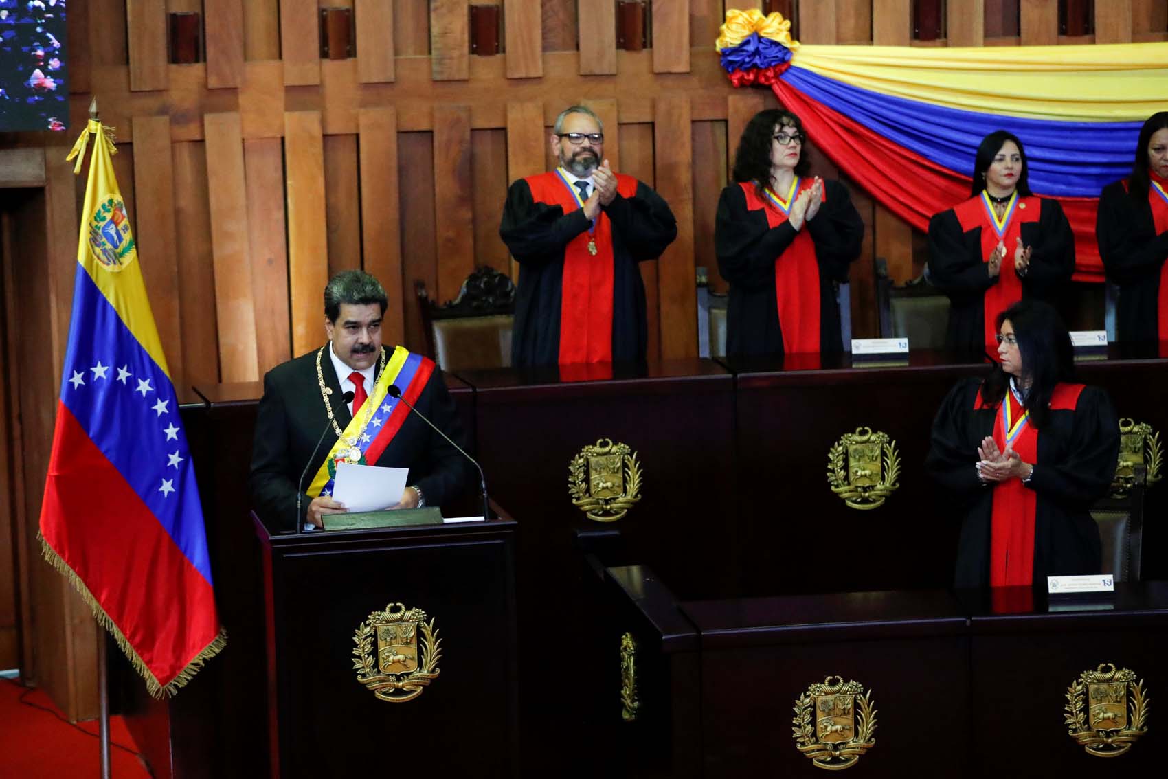 Ahora que nadie lo reconoce, Maduro reta a los países de Latinoamérica a discutir abiertamente el tema de Venezuela