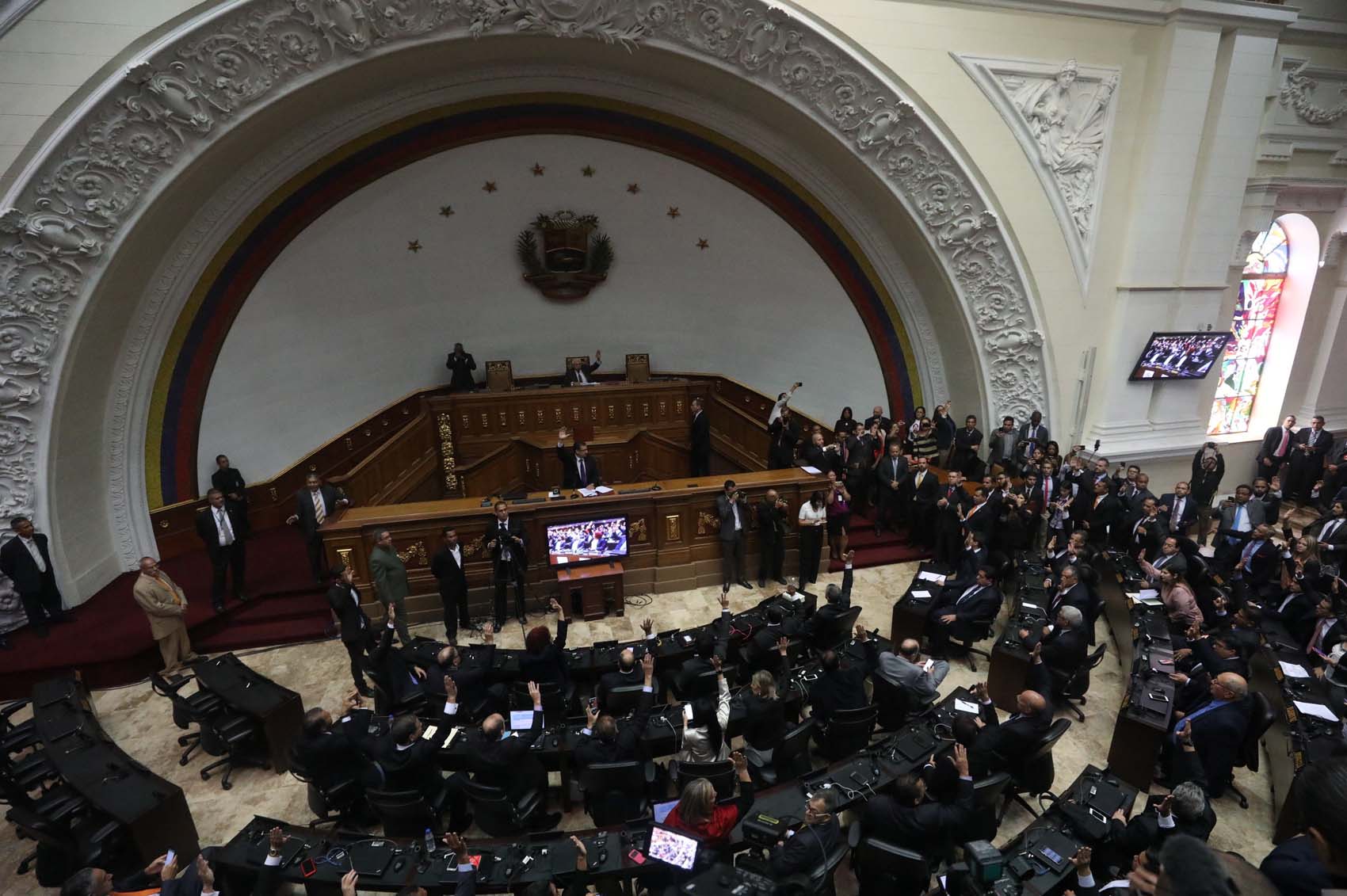 Asamblea Nacional debatirá la transición política ante la juramentación inconstitucional de Maduro
