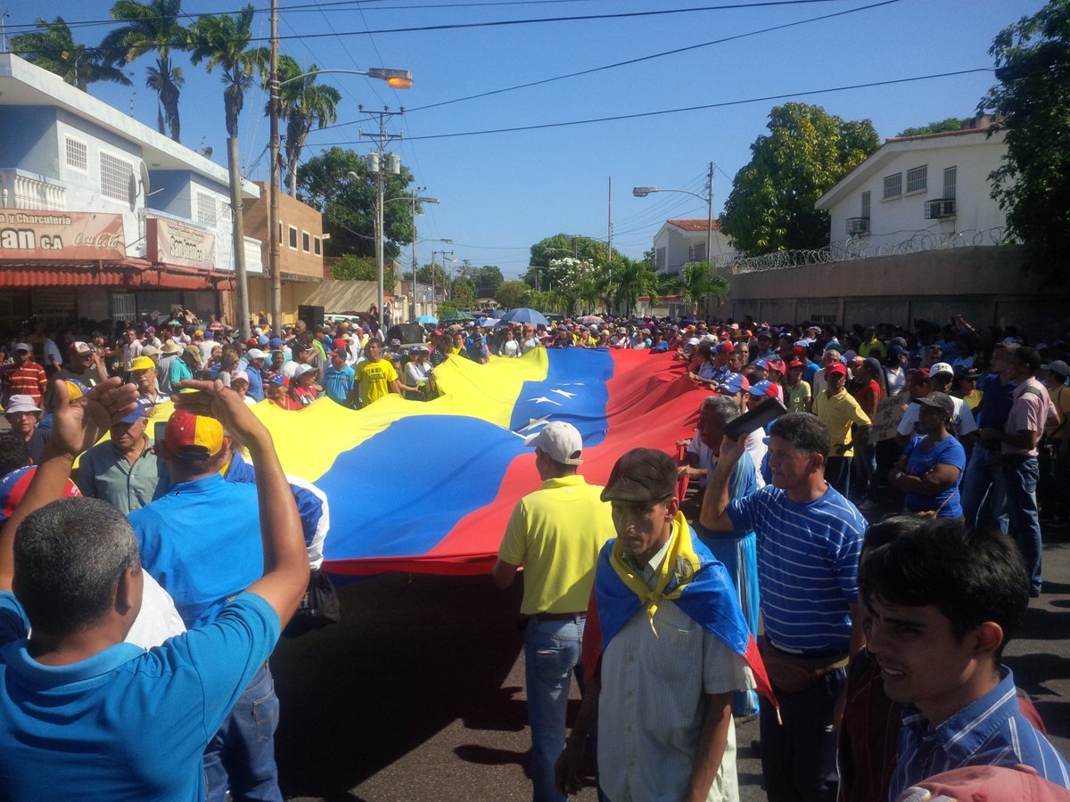 En Cumaná también marchan para desconocer a Nicolás Maduro #10Ene