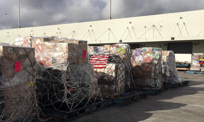 EN FOTOS: Nuevo cargamento de ayuda humanitaria sale de Miami rumbo a Curazao