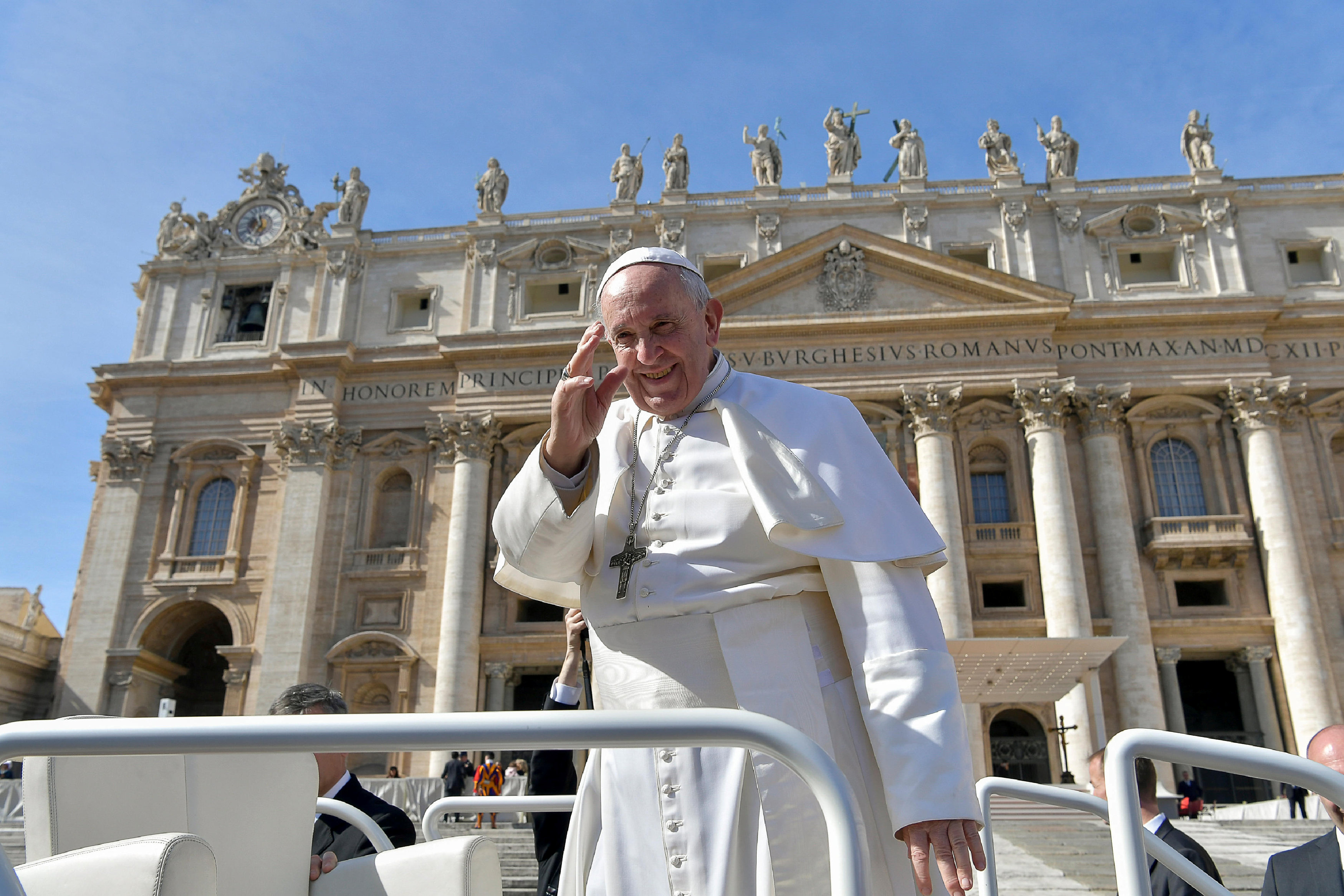 Papa Francisco advierte que una autoridad ignorante puede dañar a su comunidad