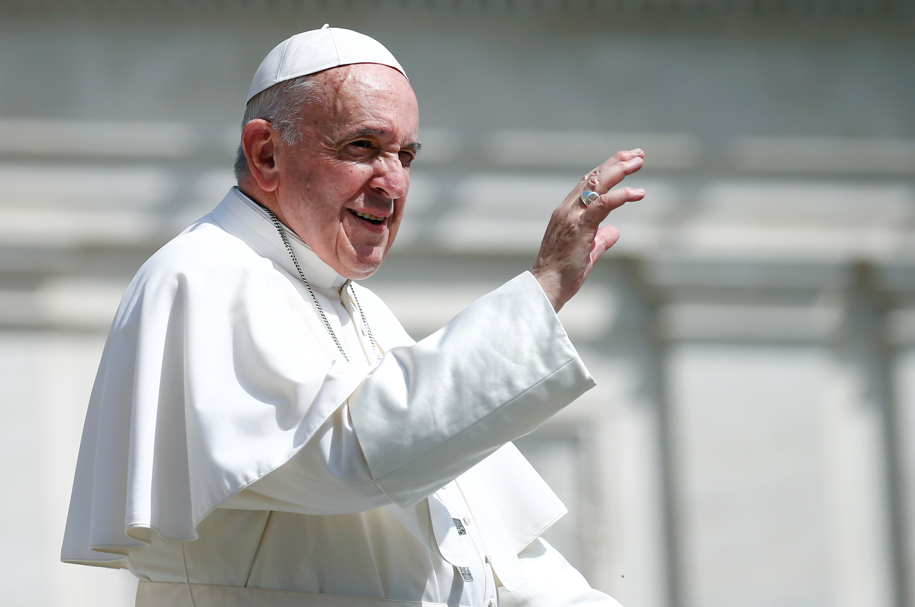 El Papa convoca a jóvenes empresarios para idear un cambio socio-económico