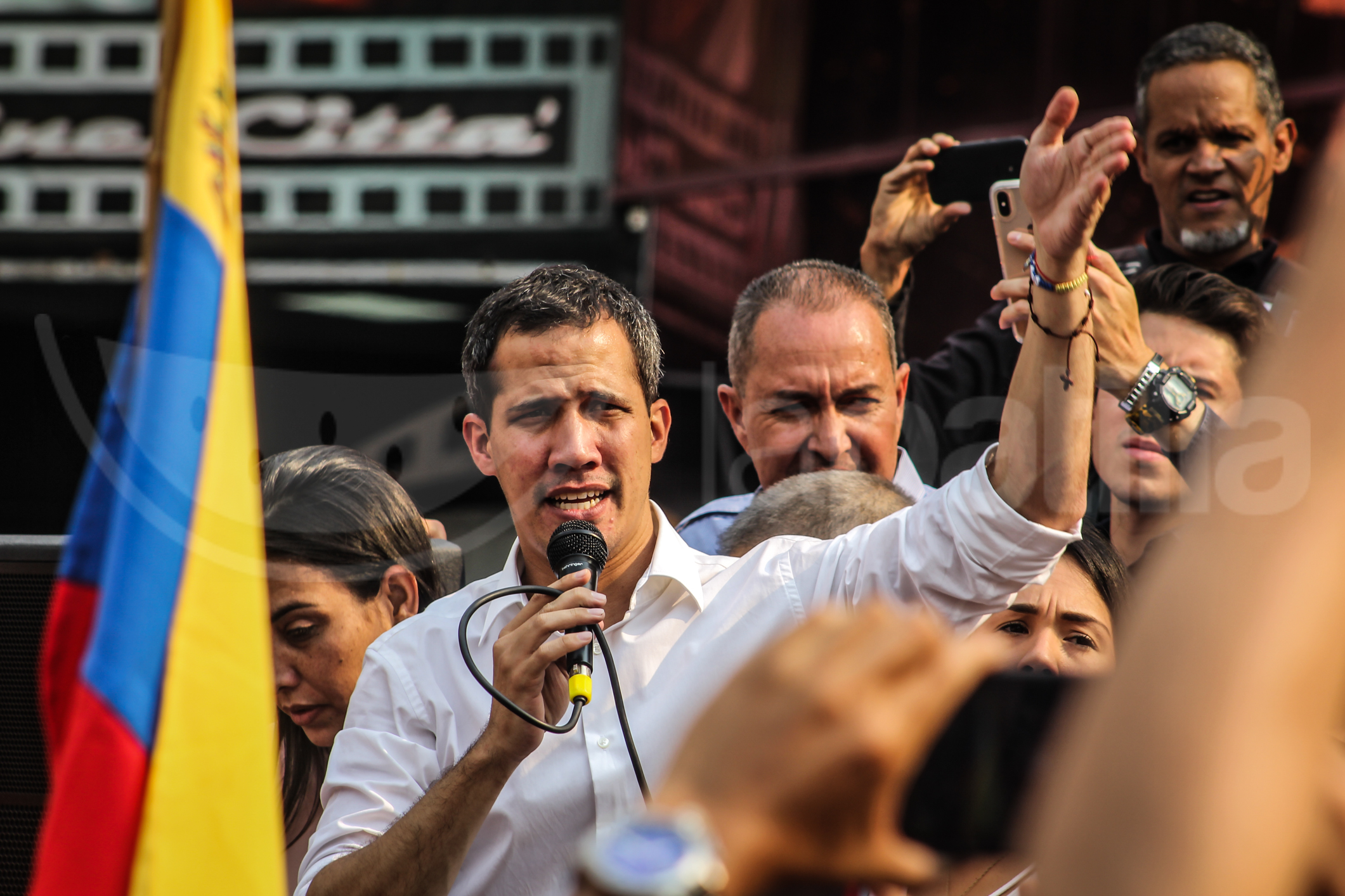 Guaidó reitera que no se prestará para un falso diálogo con Maduro