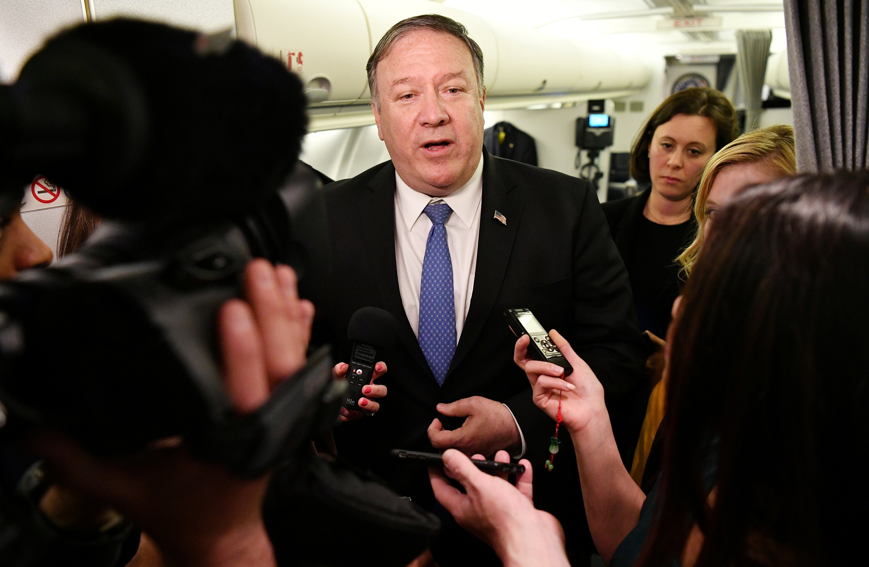 Pompeo amenaza a socios europeos con restringir información si no vetan a Huawei