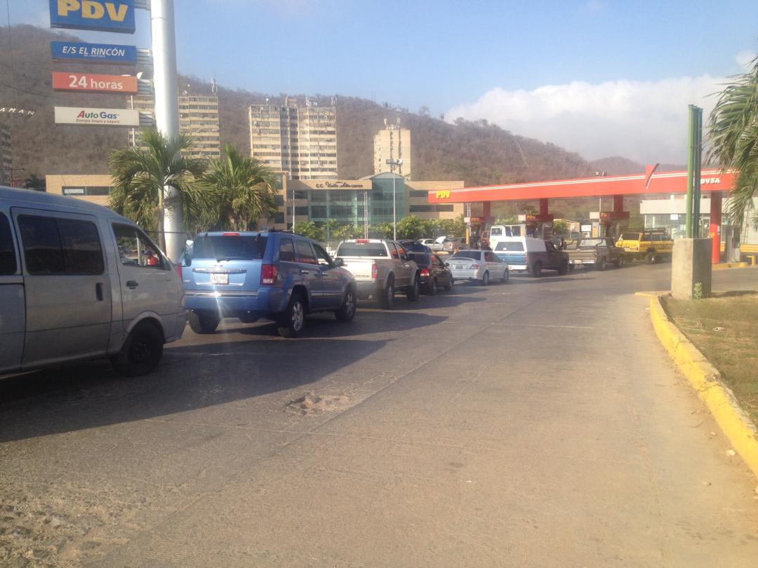 La escasez de gasolina llegó a Anzoátegui