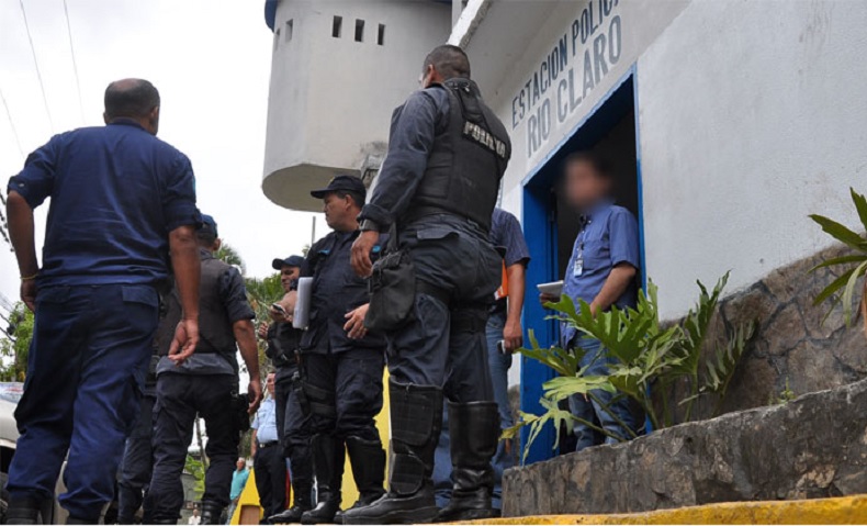 Policías cobraron más de 300 dólares por fuga masiva de Río Claro, denuncian familiares