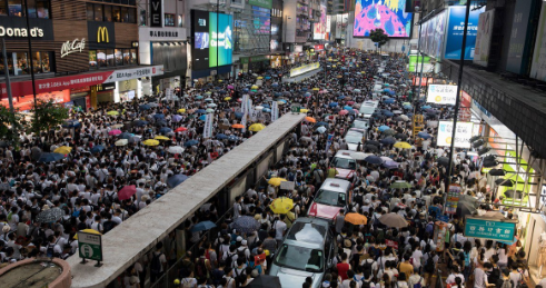 EN VIDEO: Así es la impresionante marcha en Hong Kong contra la ley de extradición