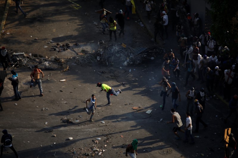 Joven queda ciego tras ser herido en protesta por gas en Táchira