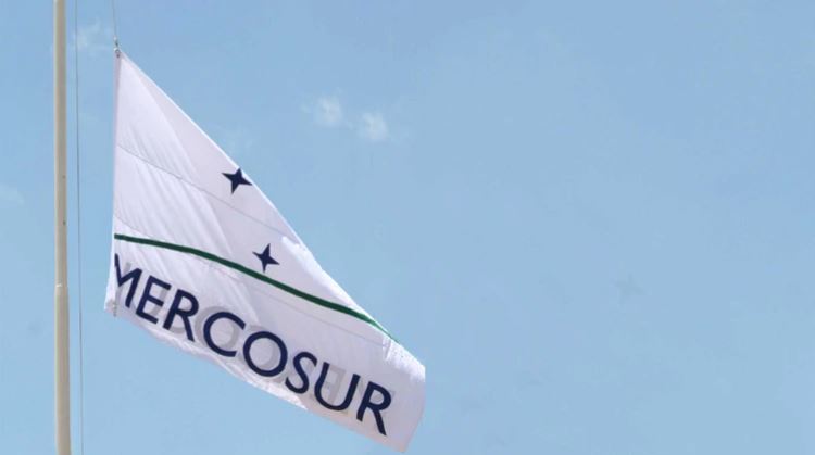 Mercosur firmó acuerdo para eliminar el cobro de llamadas internacionales