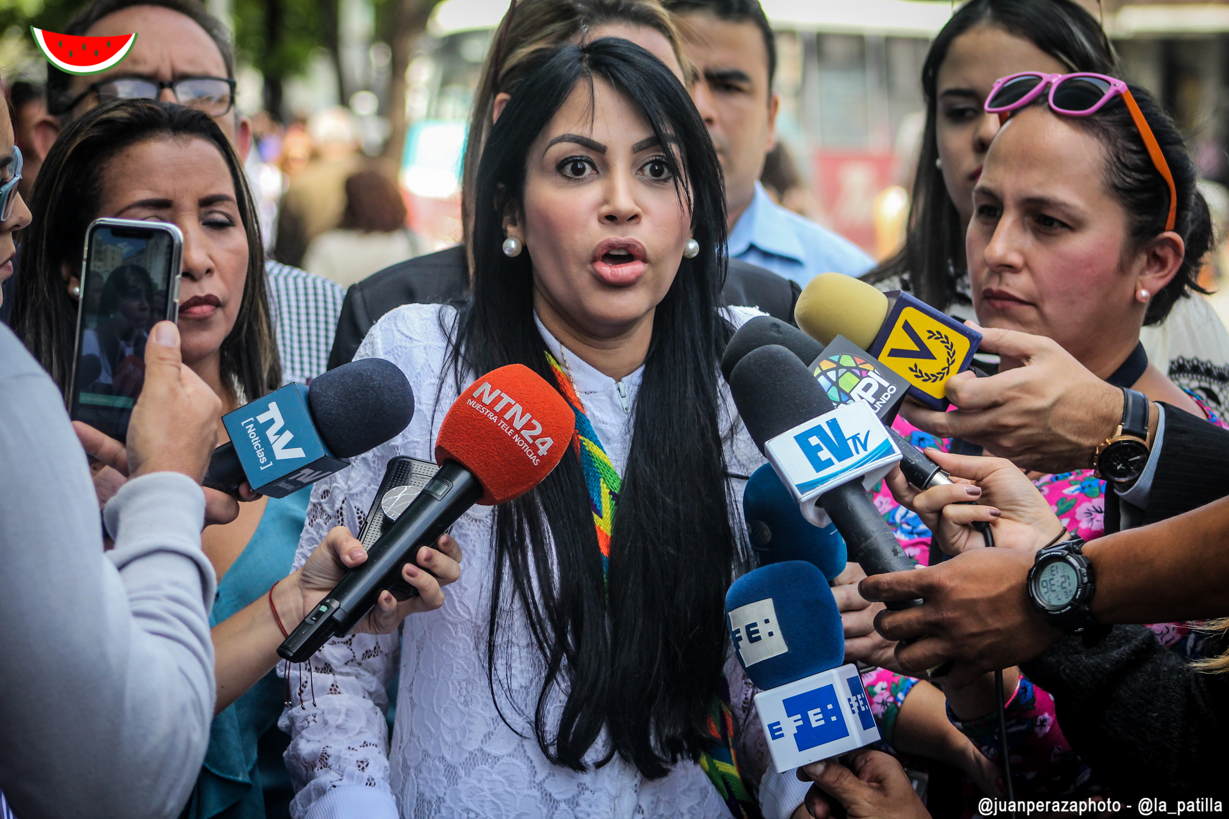 Delsa Solózano denuncia conspiración de alacranes y reitera que no se prestará para la farsa electoral del régimen