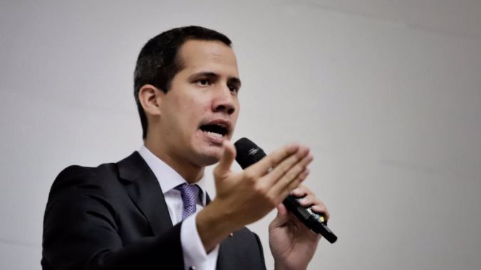 Presidente Guaidó a la bancada oficialista: Asistente Torrealba, lleve la ruta democrática a su directiva (Videos)