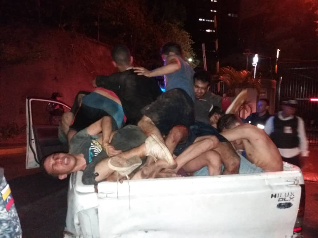 Alerta en Caracas: Al menos 30 presos se fugaron del Eje de Homicidios del Cicpc en El Paraíso (FOTOS)