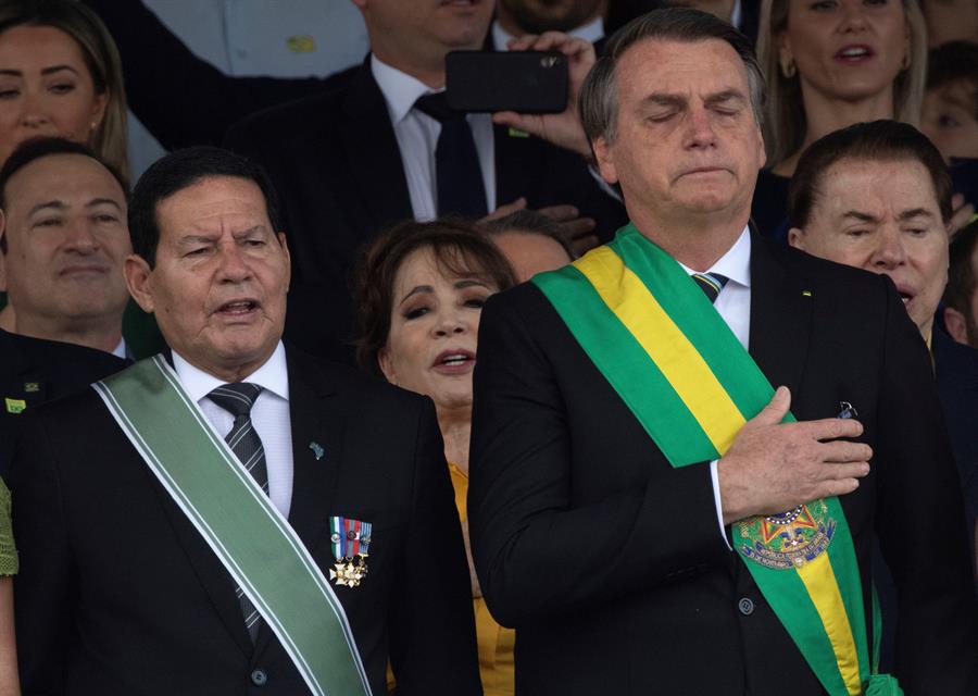 Bolsonaro es hospitalizado para prepararse para la cirugía del domingo