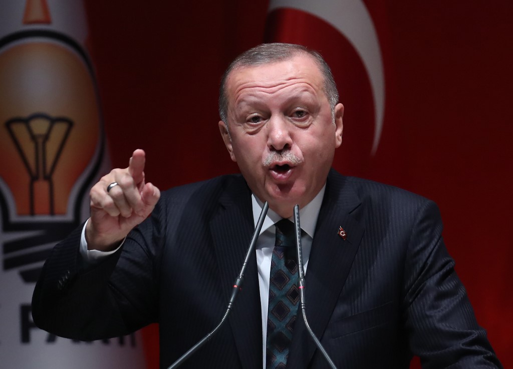 Turquía cancela acreditaciones a periodistas de diarios críticos al régimen de Erdogan