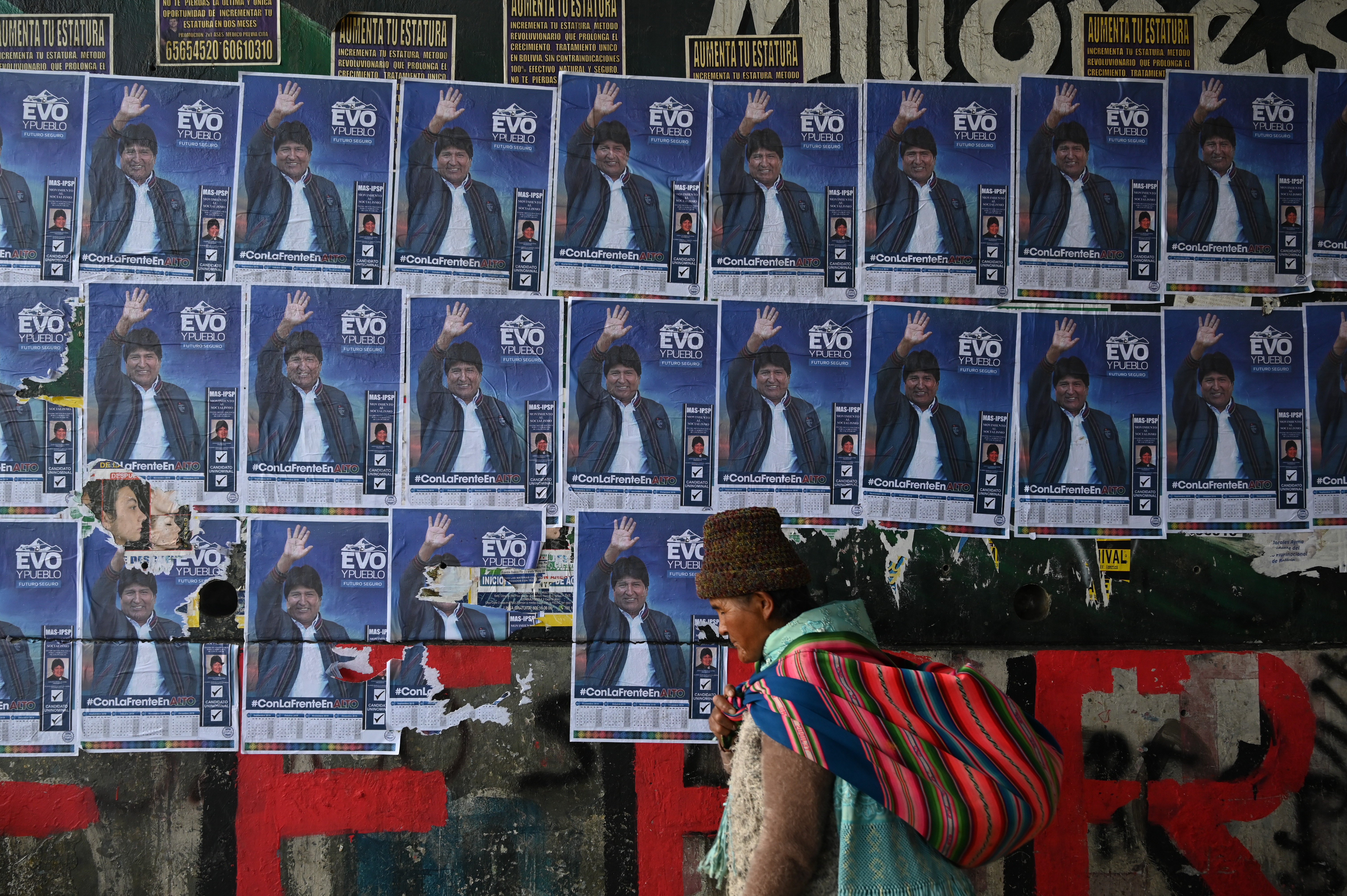 Bolivianos comienzan a votar para elegir presidente y renovar su Parlamento
