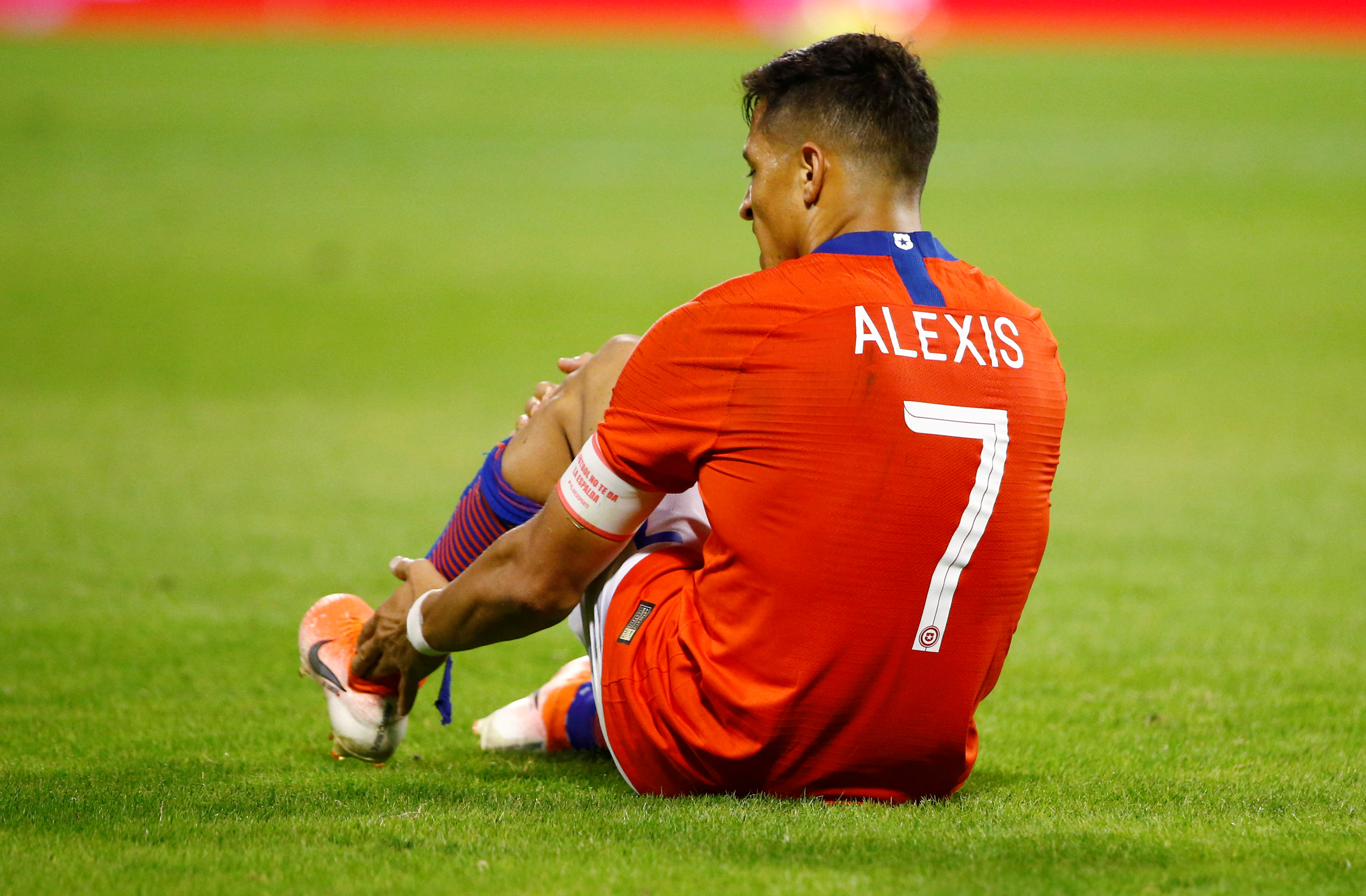Alexis Sánchez es operado en España por lesión de tobillo, según el Inter de Milán