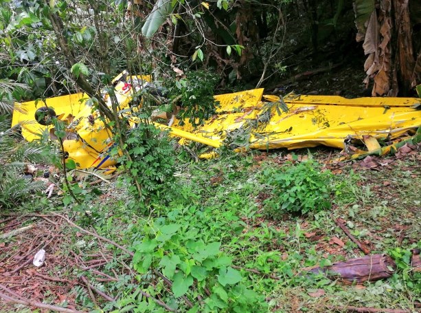 Al menos un muerto y tres heridos al estrellarse una avioneta en El Salvador