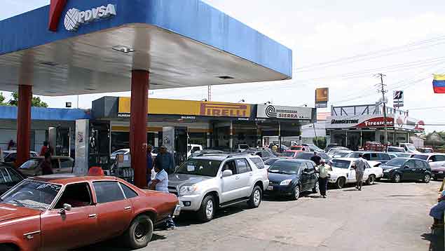 Suspenden el suministro de gasolina en Táchira y Zulia a partir de este #16Mar