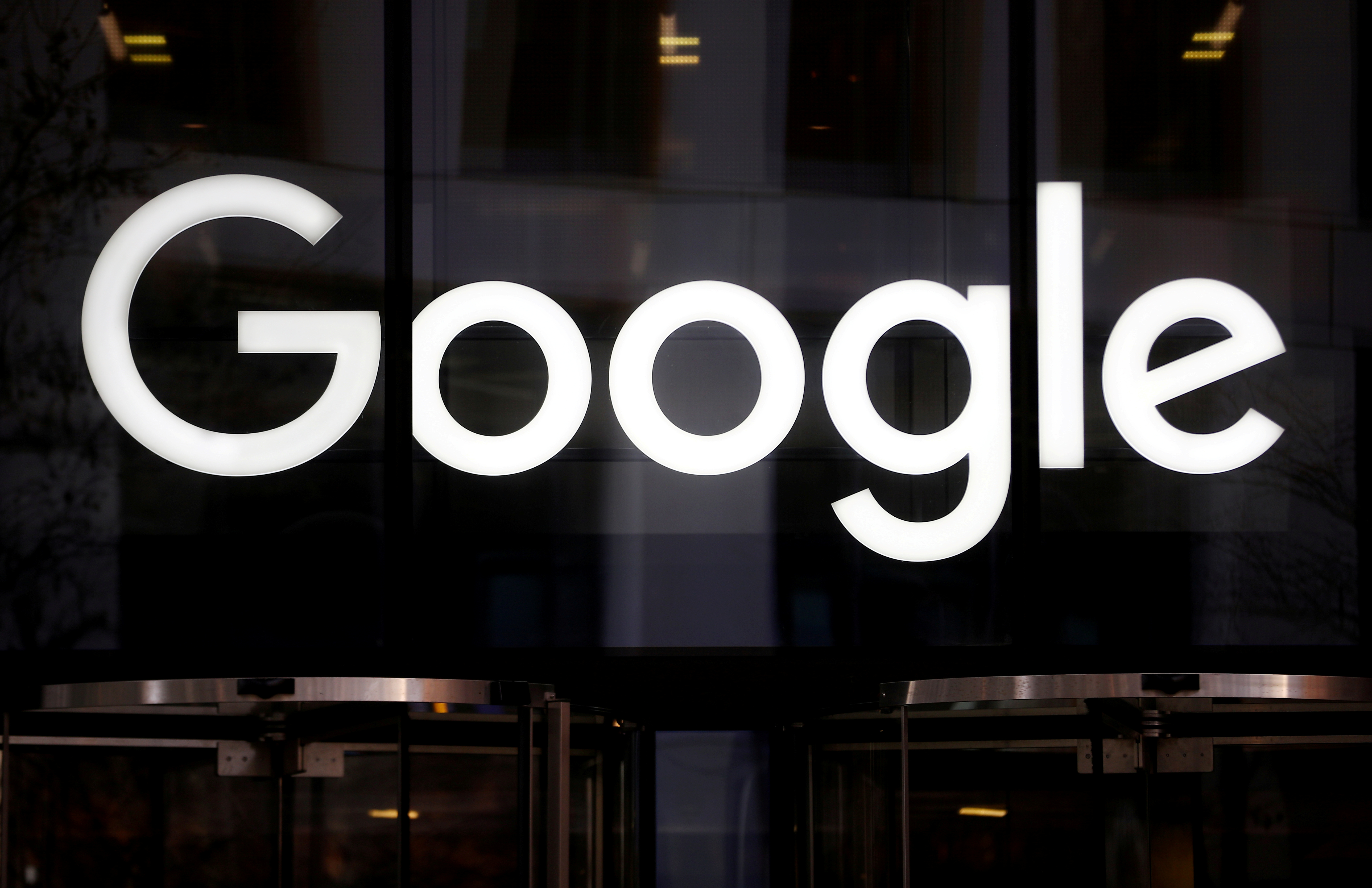 Reguladores antimonopolio de la UE investigan la recopilación de datos de Google