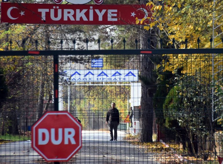 Turquía deportará sospechoso de ISIS a EEUU