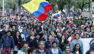 Gobierno de Colombia acepta diálogo directo con líderes de las protestas