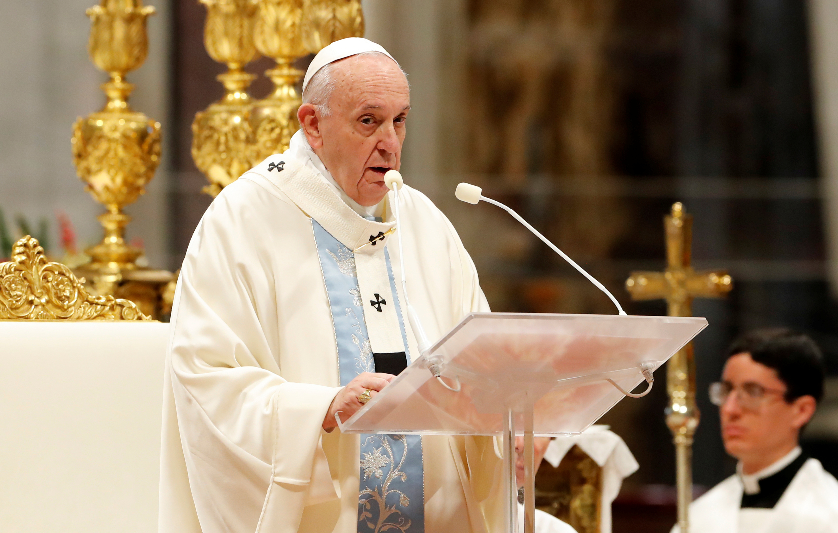 El papa Francisco pide a la comunidad internacional que favorezca la paz en Siria