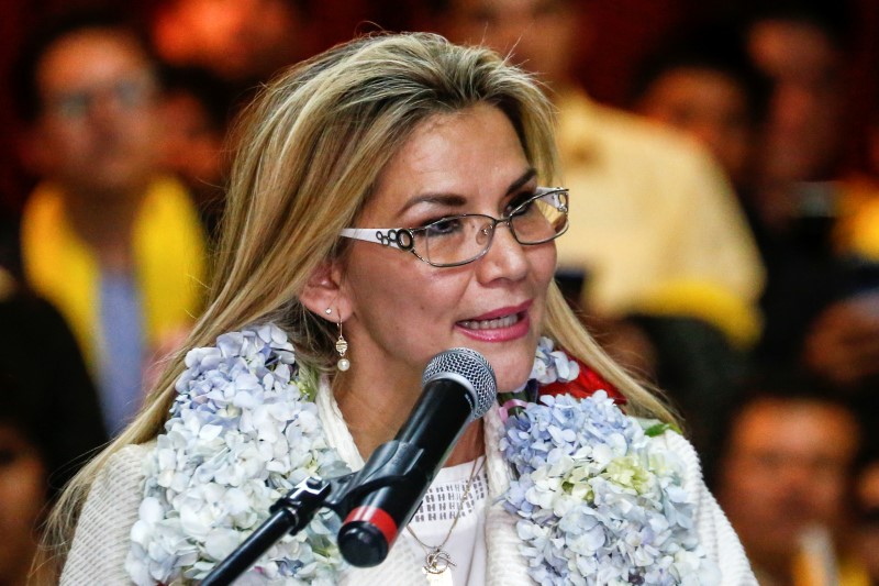 Jeanine Áñez anuncia su candidatura a las elecciones generales en Bolivia